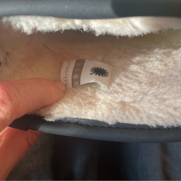 UGG Classic Clear Mini Boot Womens Size 7 - Picture 10 of 12